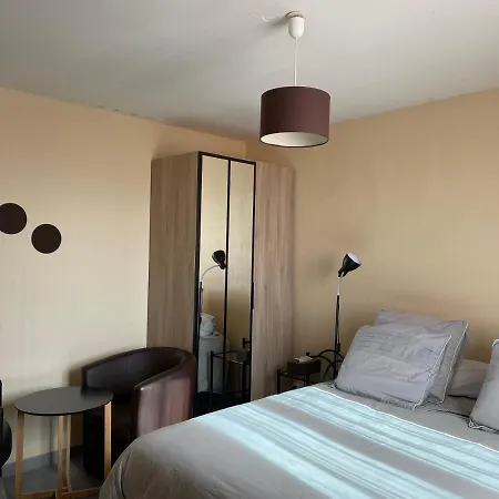 Petite Maison En Pleine Campagne 度假居