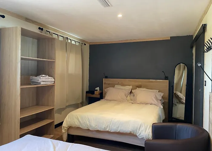 Petite Maison En Pleine Campagne * Labastide-Gabausse