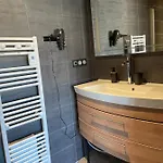 Petite Maison En Pleine Campagne