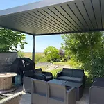 Petite Maison En Pleine Campagne 別荘 *