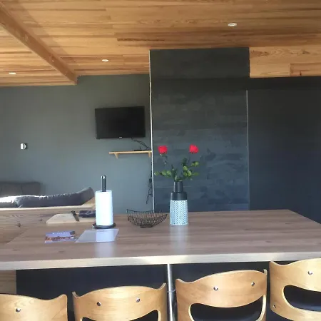 Petite Maison En Pleine Campagne *