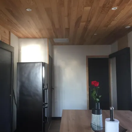 Petite Maison En Pleine Campagne *