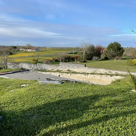 Сasa de vacaciones Petite Maison En Pleine Campagne